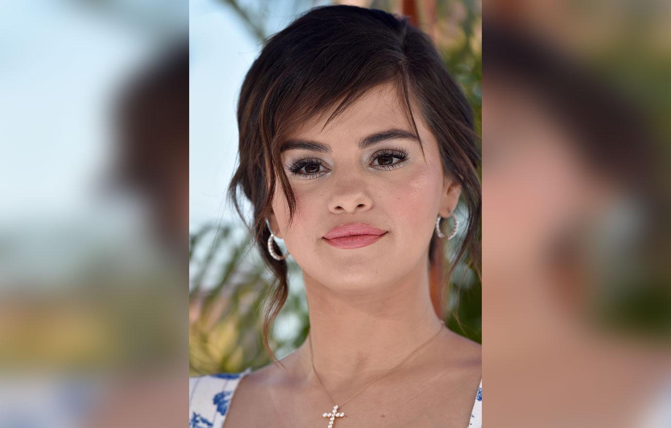 Taylor Swift Bakes A Cake For Her BFF Selena Gomez' Birthday