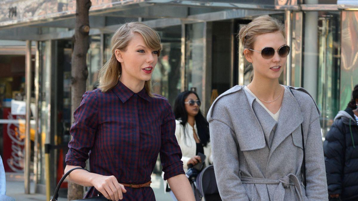 is karlie kloss invited to taylor swift travis kelce wedding