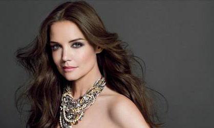 Ok_1713_lifestyle_katie holmes bobbi brown.jpg