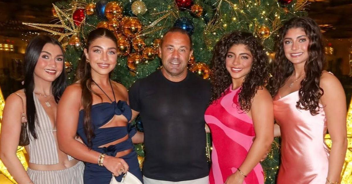 Photo of Joe Giudice and his daughters