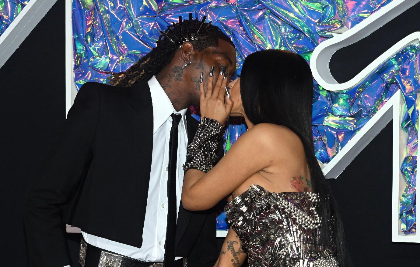 Offset Accuses Estranged Wife Cardi B Of Sleeping With Someone Else