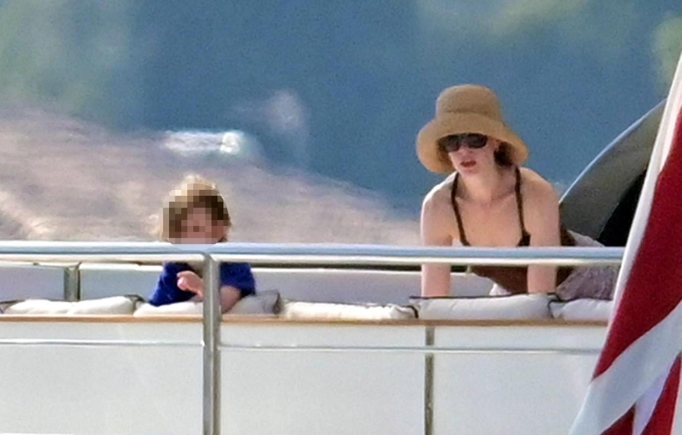 anne hathaway yacht greek islands