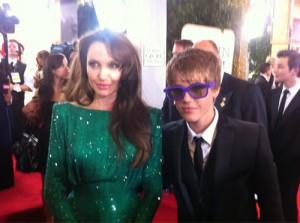 2011__01__Angelina_Jolie_Justin_Bieber_Jan17news 300×223.jpg