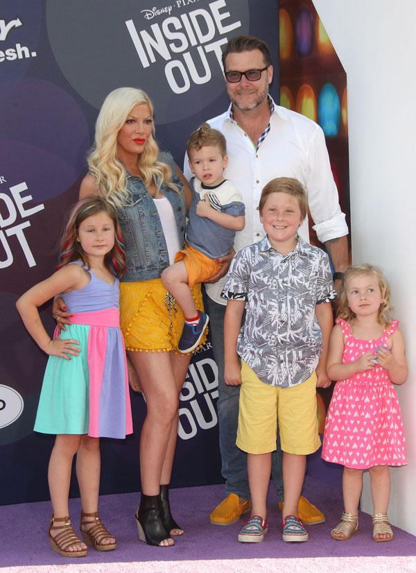 Tori spelling dean mcdermott financial woes debt money splash 06