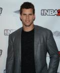 Kris humphries teaser.jpg