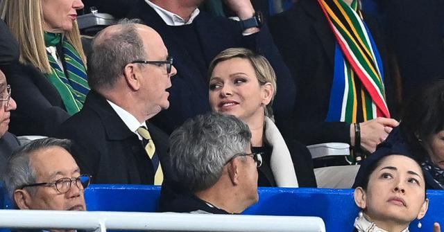 prince albert princess charlene awkward pda divorce rumors