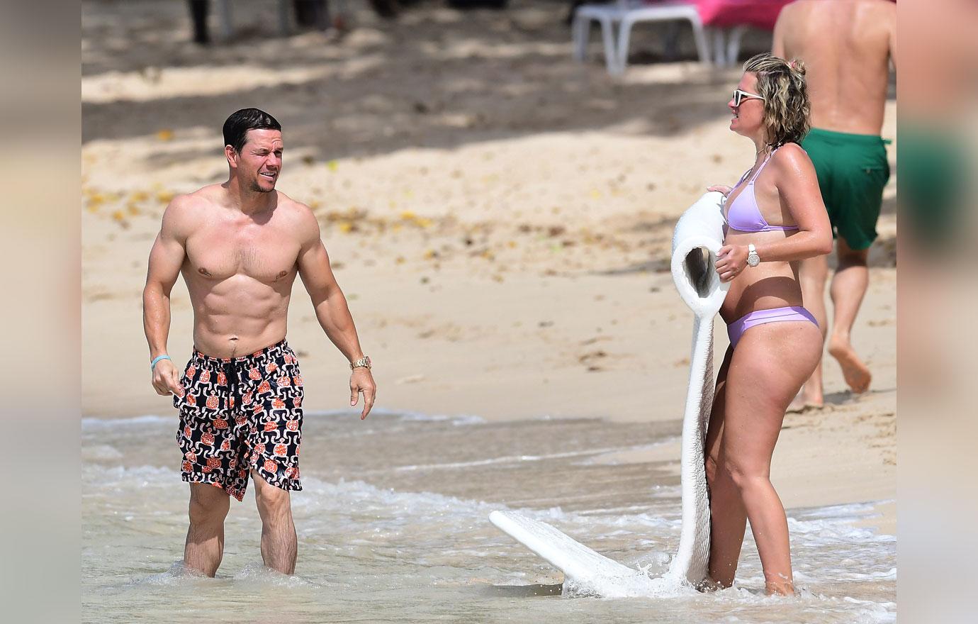 Mark Wahlberg, Rhea Durham Pack on PDA During Beach Trip: Pics