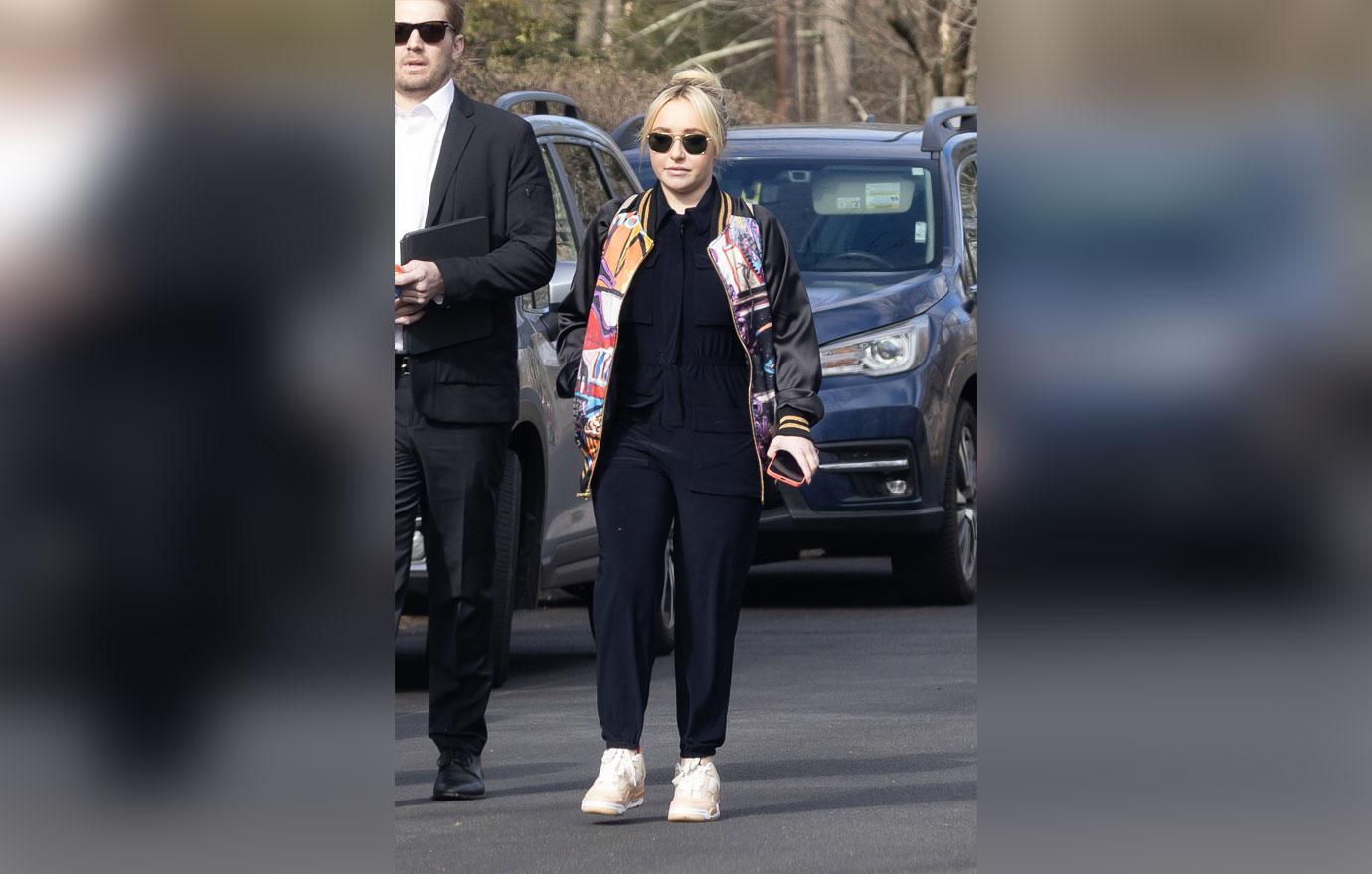 hayden panettiere arrives at her younger brother jansens celebration of life event