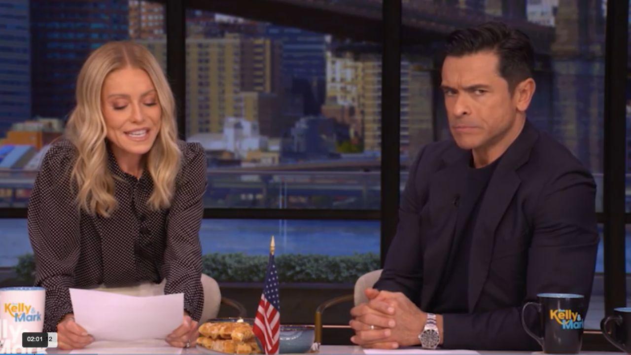 Image of Mark Consuelos made the confession on the August 24 episode of 'Live.'