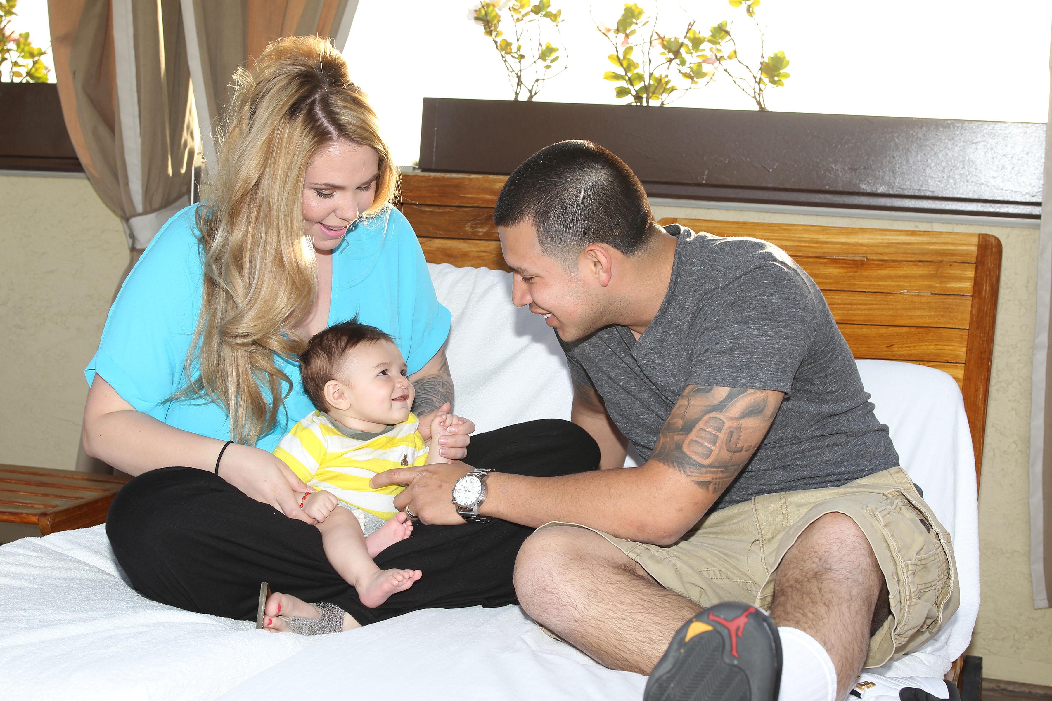 File photos &#8211; Teen Mom&#8217;s Kail Lowry confirms she is divorcing Javi Morroquin while Javi is out of the country on Military Duty