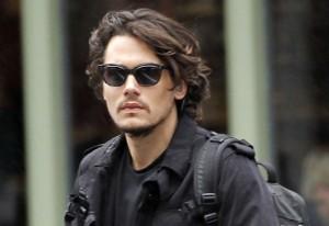 2010__12__87_Mayer_John_Dec1 300×206.jpg