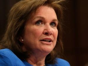 2010__12__Elizabeth_Edwards_Dec9newsneb 300×225.jpg