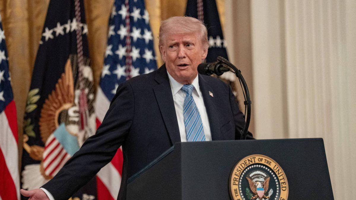 Image of Donald Trump mocked both men in a series of posts.