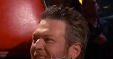 Blake shelton tweets adam levine phone number