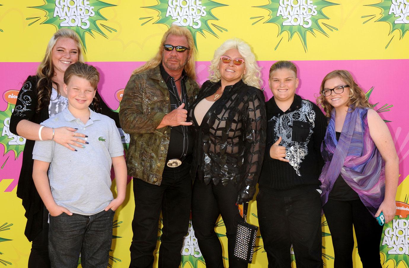 Dog the bounty hunter family beth chapman