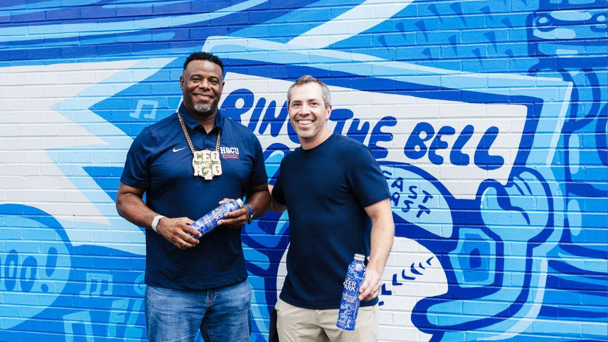 legendary hall of famer ken griffey jr