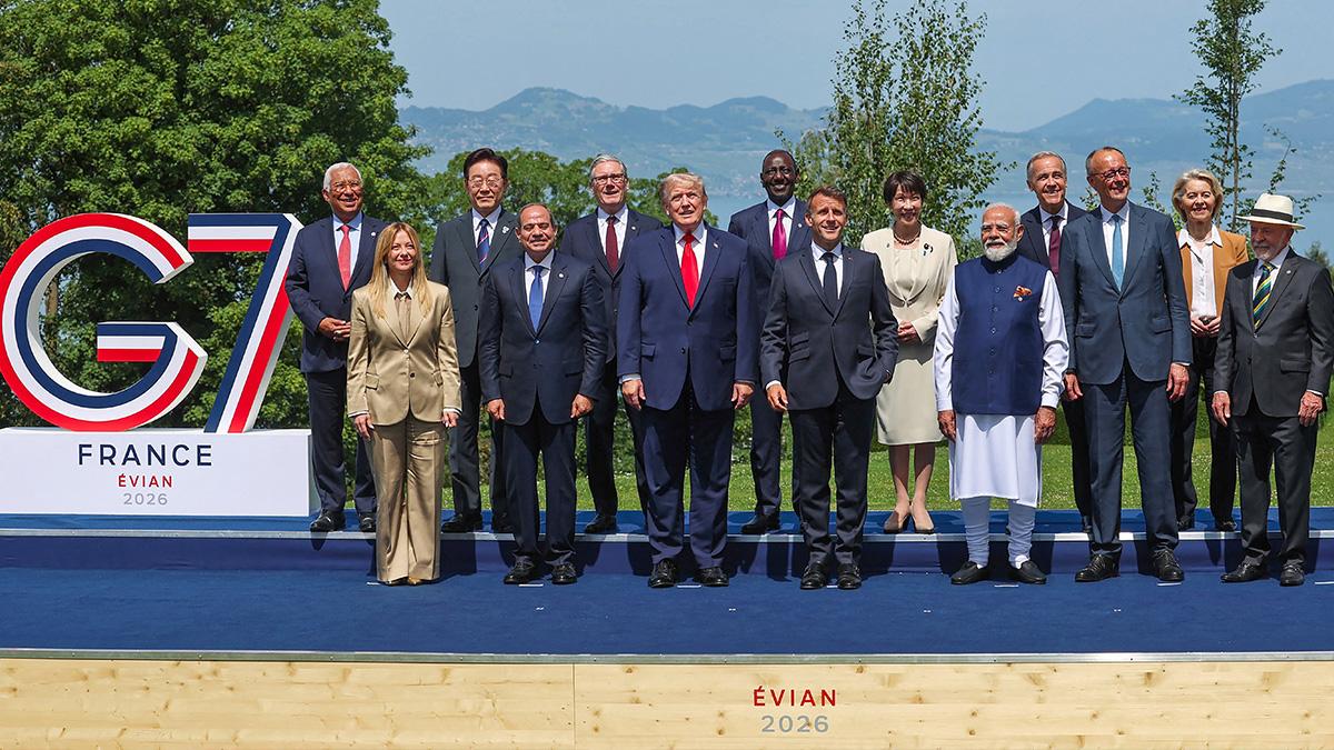 Photo of Donald Trump called out a 'handsome' reporter at the G7 summit.