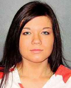 2010__12__Amber_Portwood_Mugshot_Dec28news_01 244&#215;300.jpg