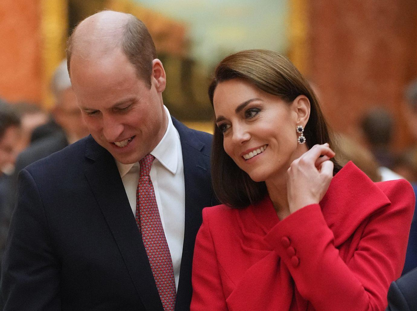 kate middleton smiles prince william