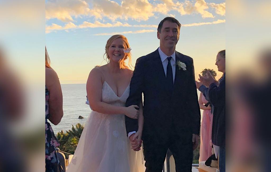 Amy Schumer Has Surprise Wedding To Chef Chris Fischer