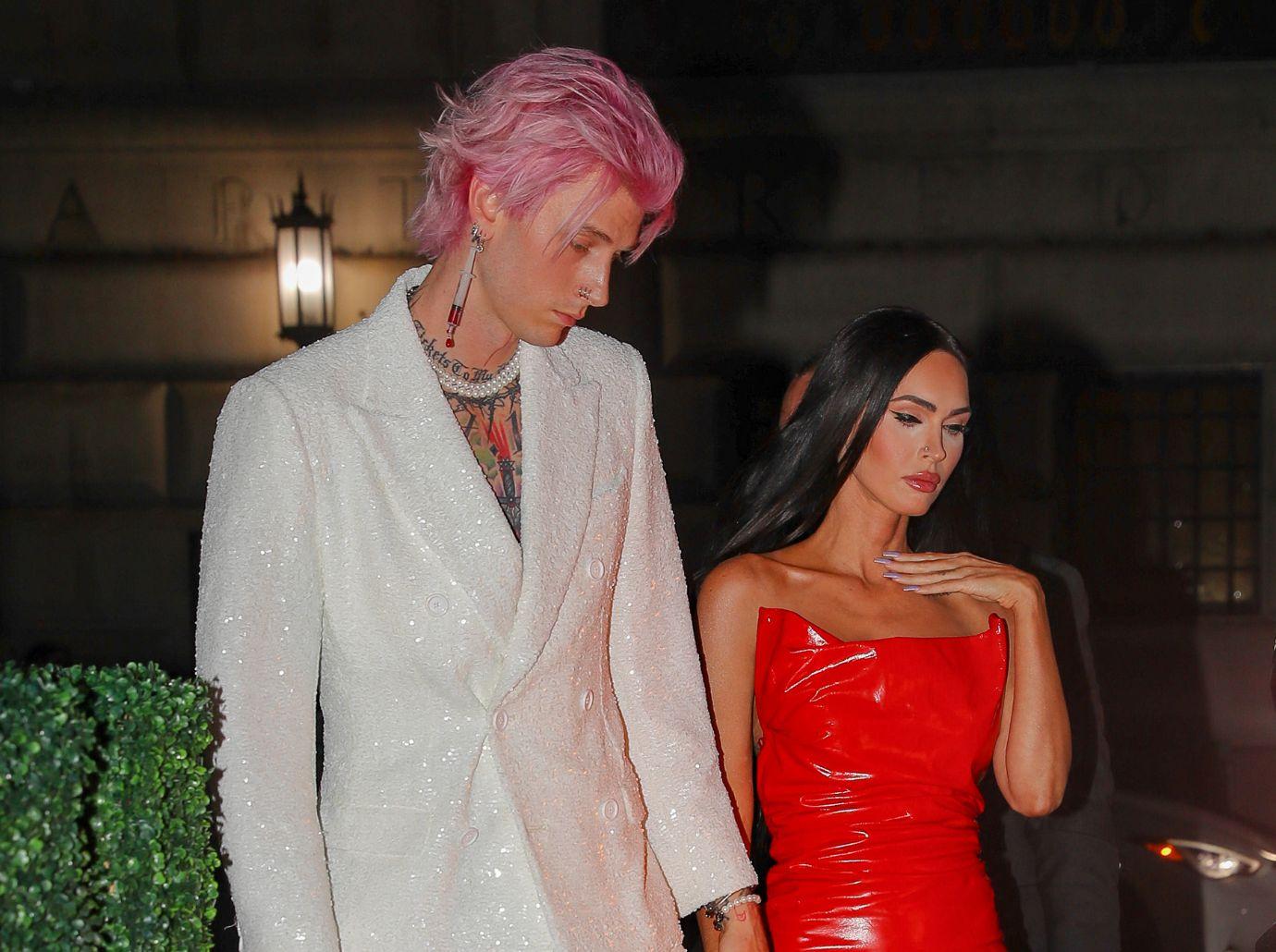 megan fox hints still with machine gun kelly despite dating advice