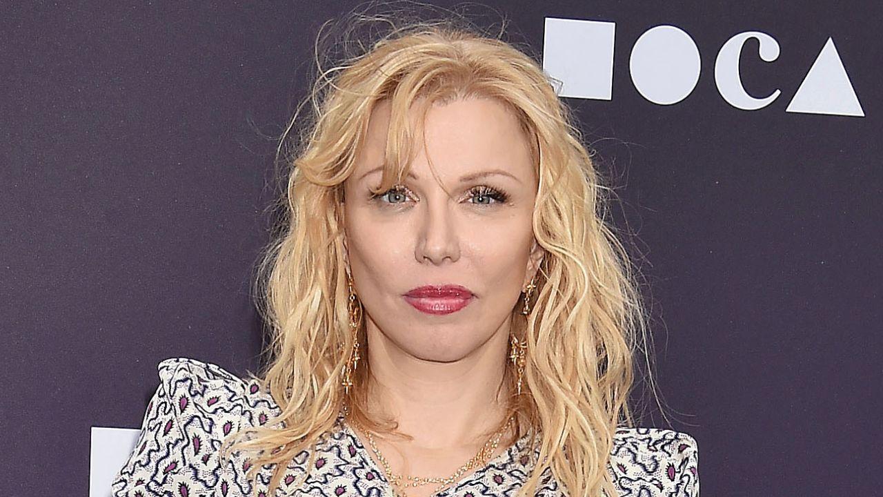 image of A police memo claimed Courtney Love wanted Kurt Cobain's crime scene photos destroyed, but the request was denied.