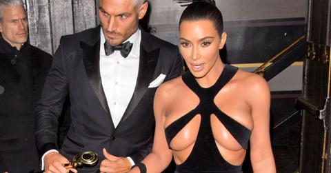 Kim Kardashian Wears Revealing Black Dress At Beauty Awards