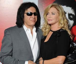 2011__09__Gene_Simmons_September2 300×282.jpg