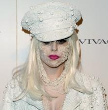 2010__03__okmagazine_lady gaga1 222×225.jpg