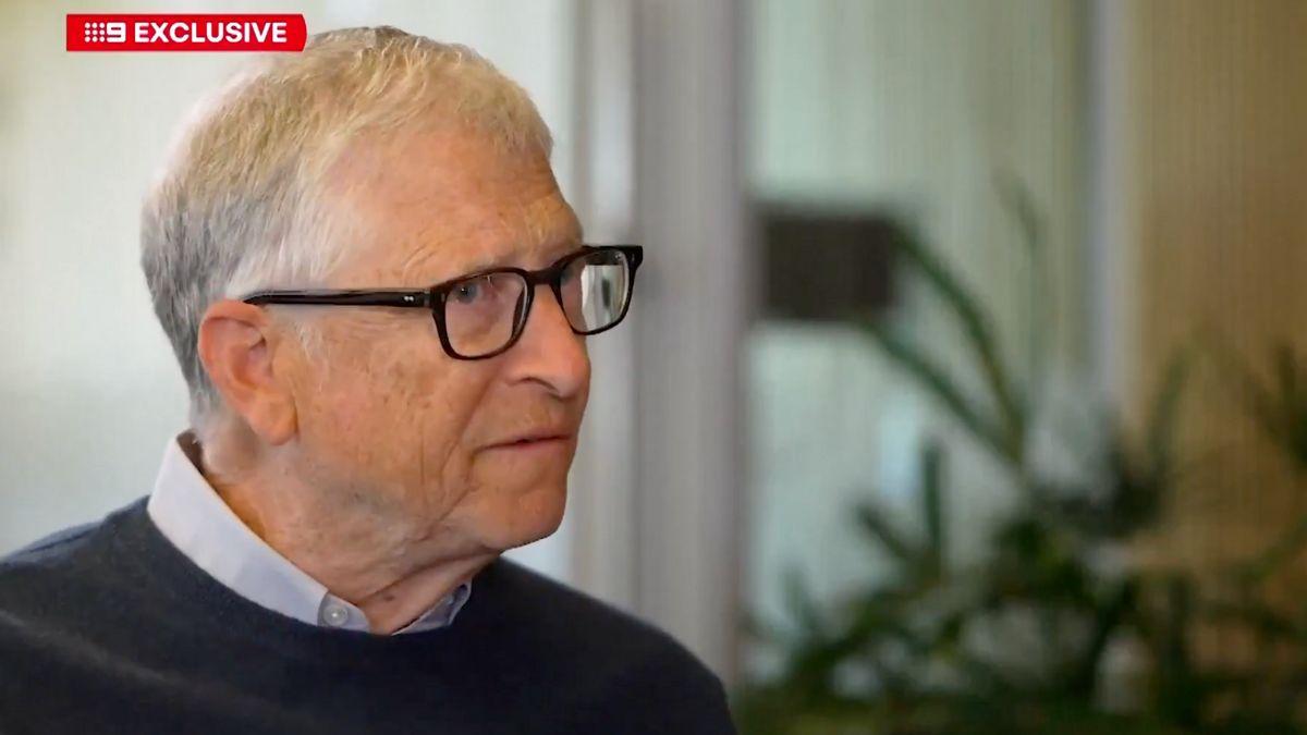 image of Bill Gates claimed he only spent time with the late pedophile in the hopes that his rich friends would 'give money to global health.'