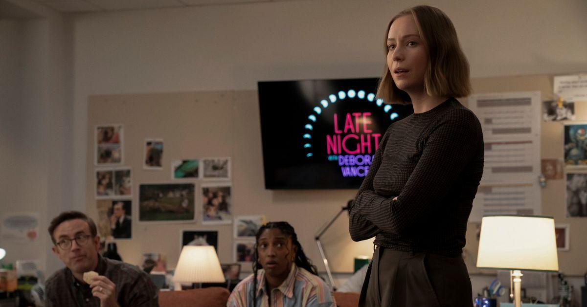 hacks season plot cast release date updates