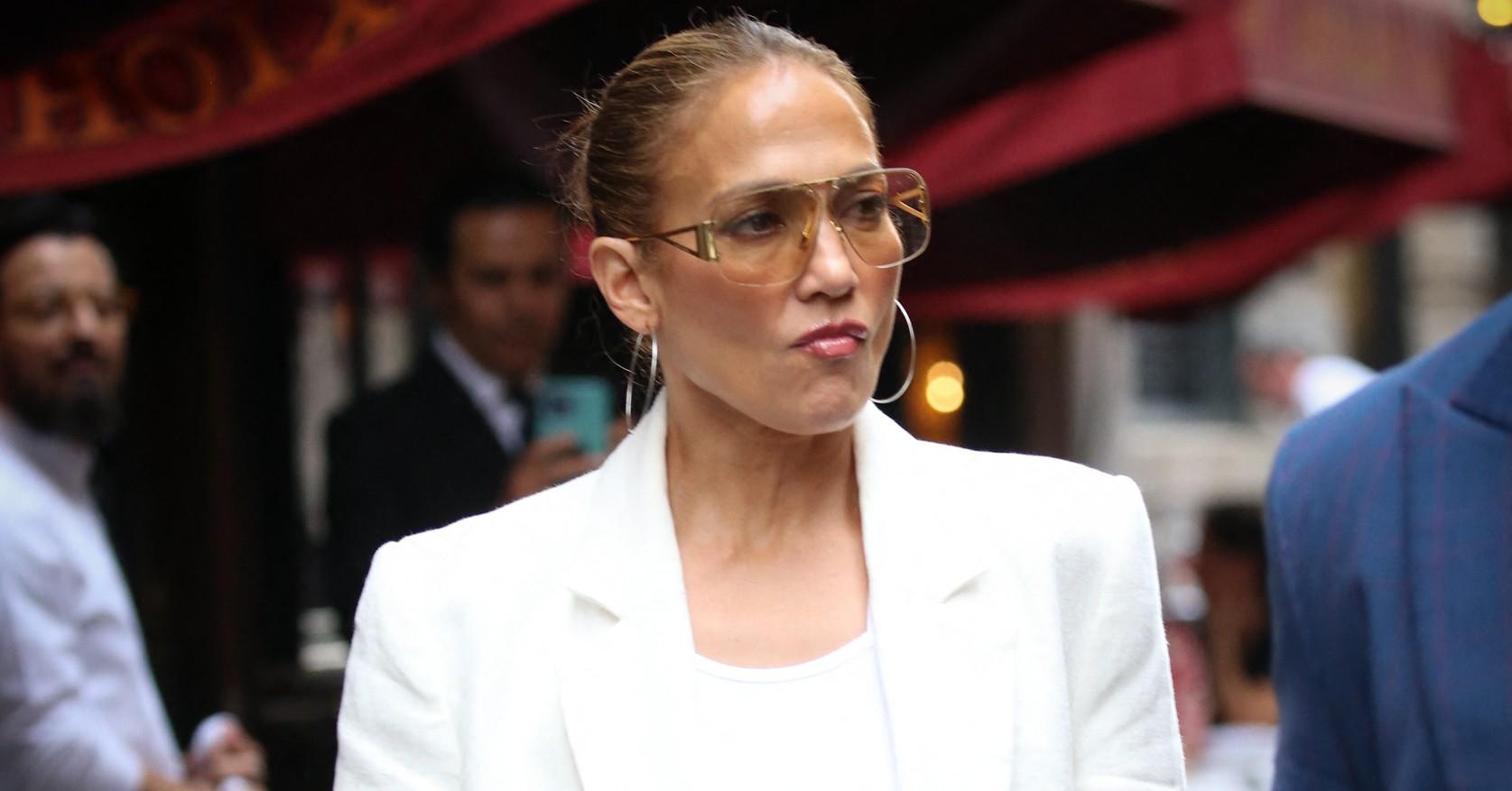 jennifer lopez feels dupe short lived ben affleck marriage