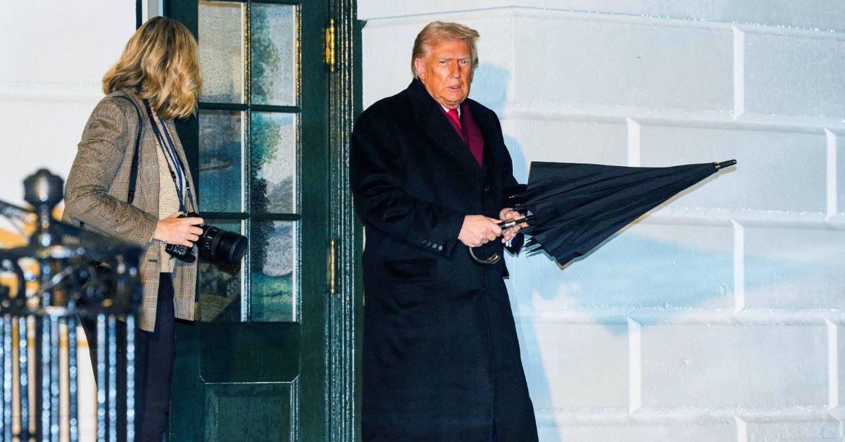 image of Josh Brolin wasn't a fan of Donald Trump in the 2020 election.