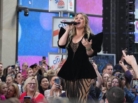 kelly clarkson
