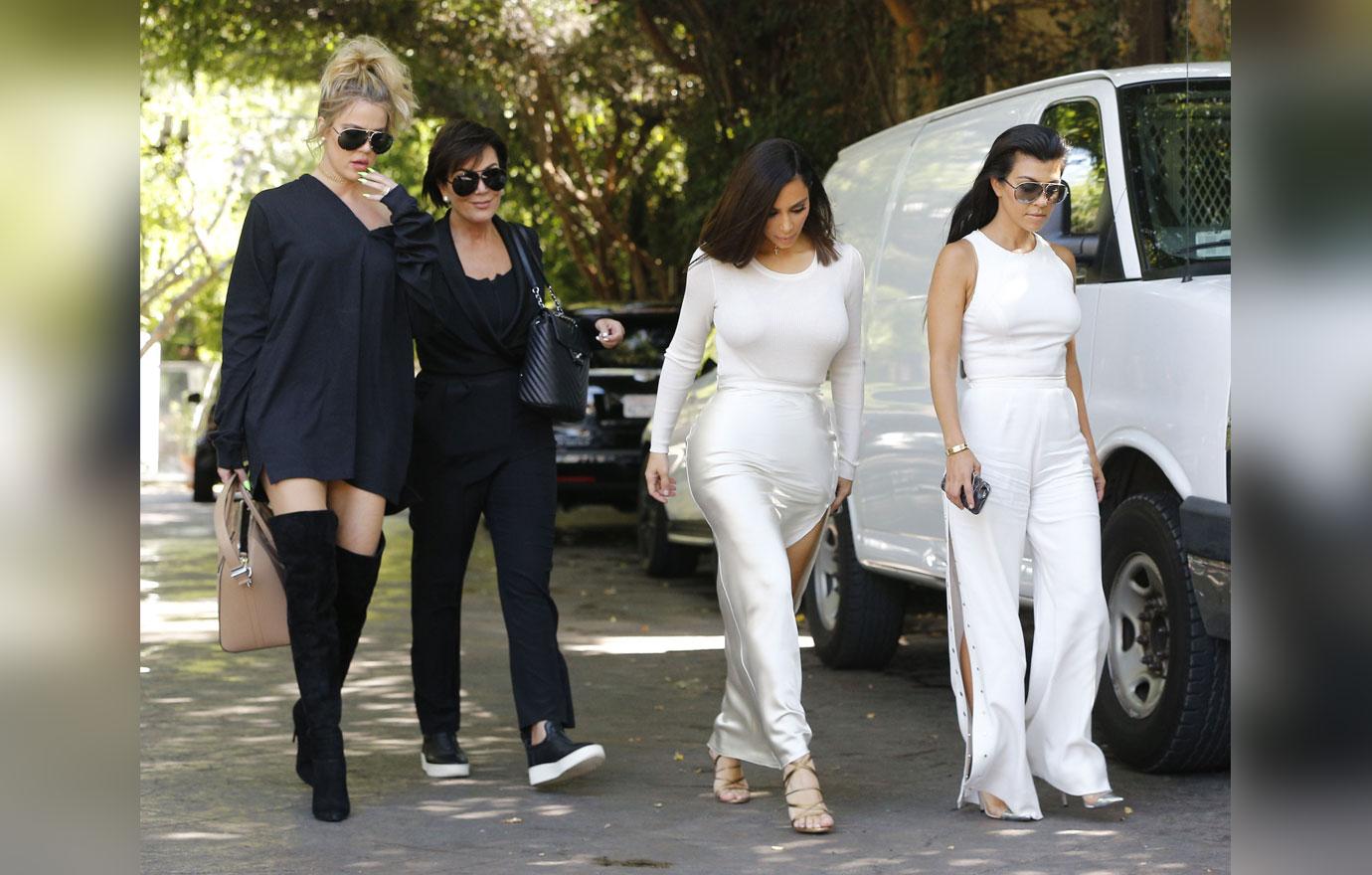 FFN_FF13FF9_Kardashian_Family_080516_52142095