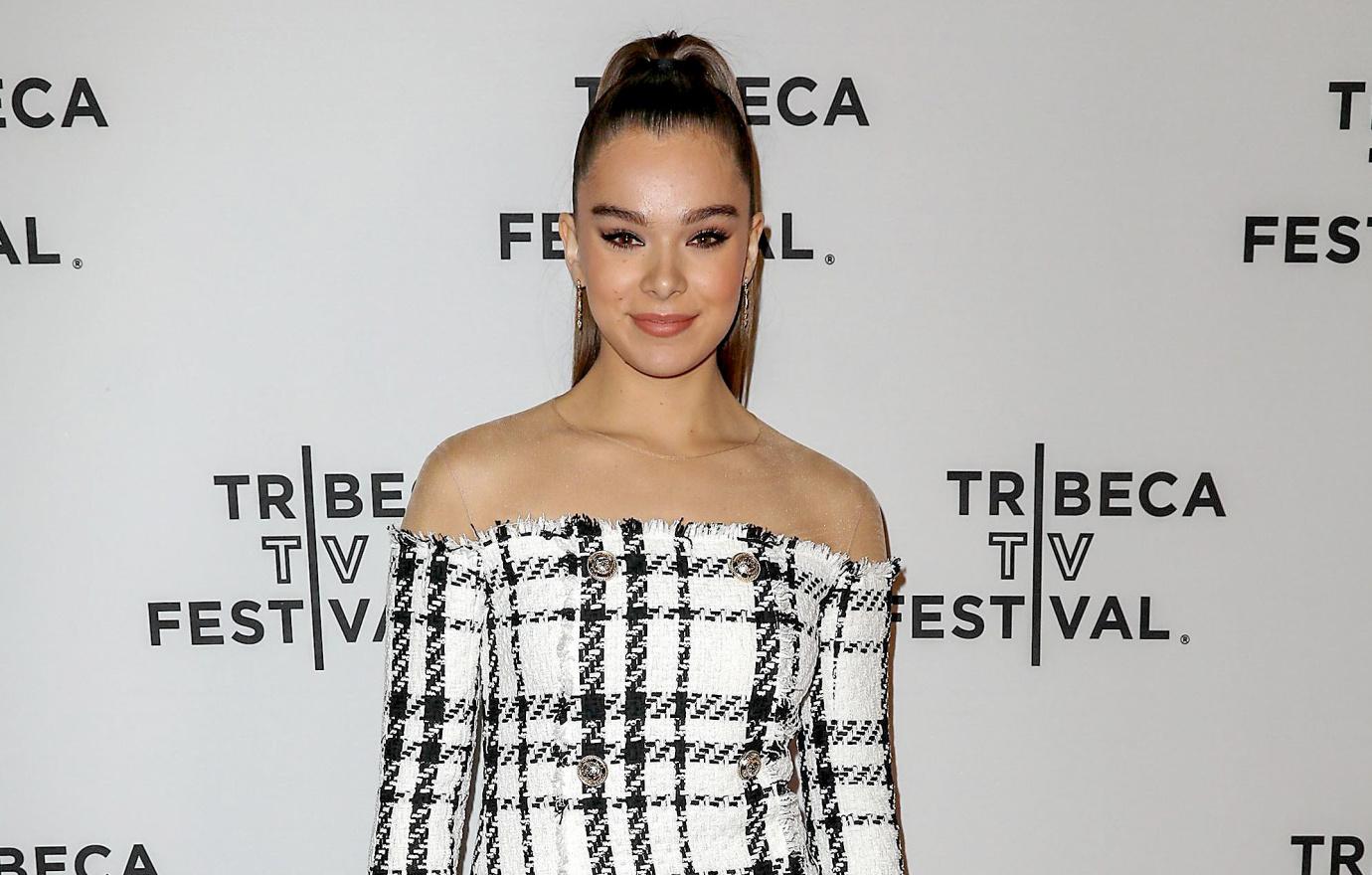 Hailee Steinfeld at theTribeca TV Festival 2019 Presents the World Premiere of Apple TV+ "DICKENSON"