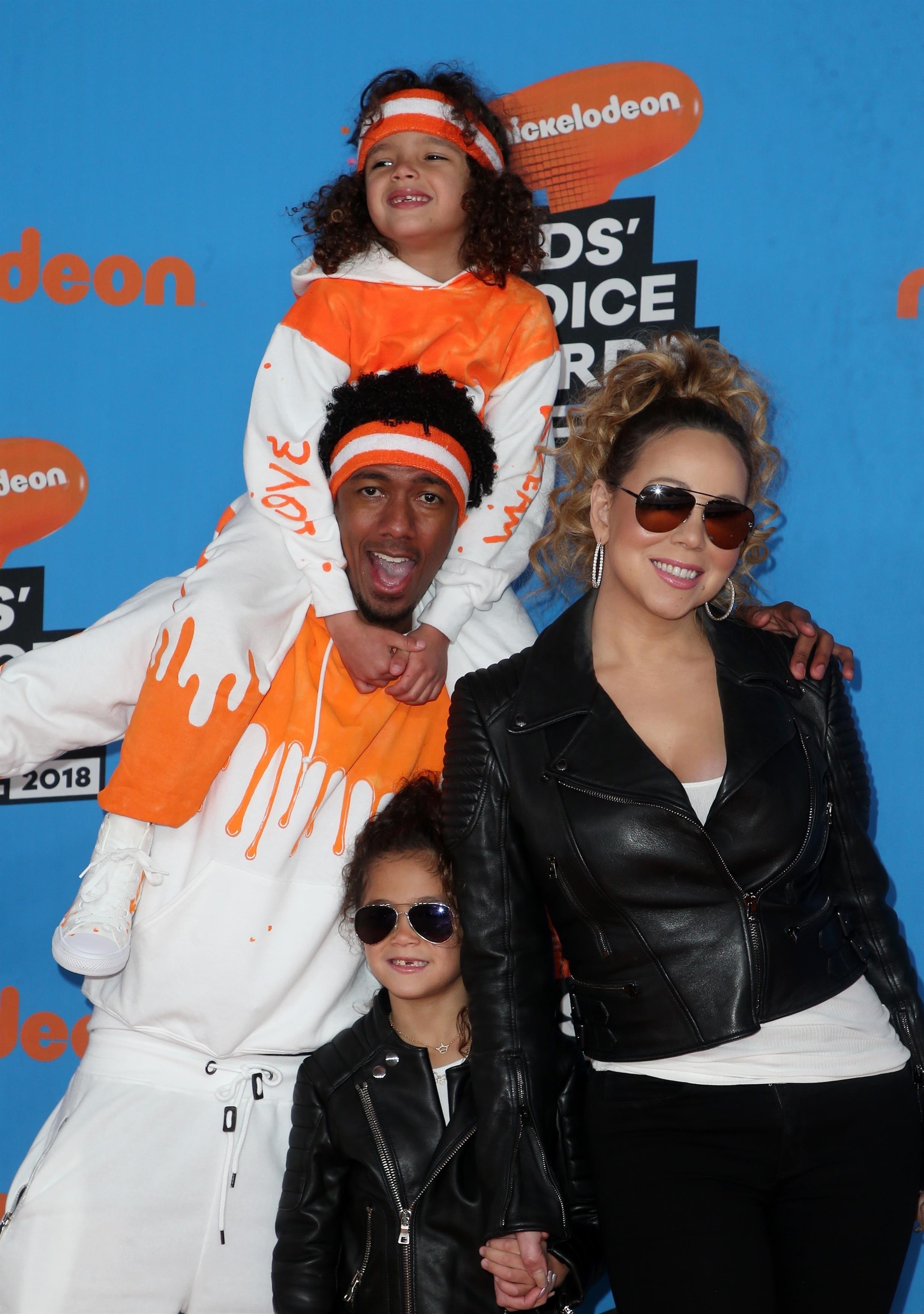 Stars pose at The 31st Annual Nickelodeon Kids&#8217; Choice Awards