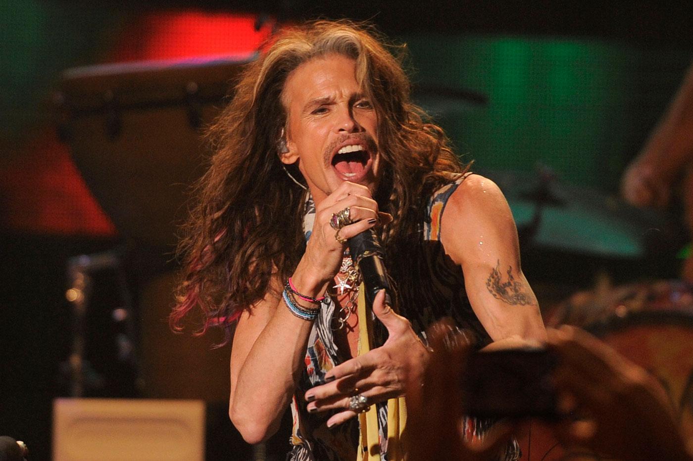 Steven Tyler performing at The Forum