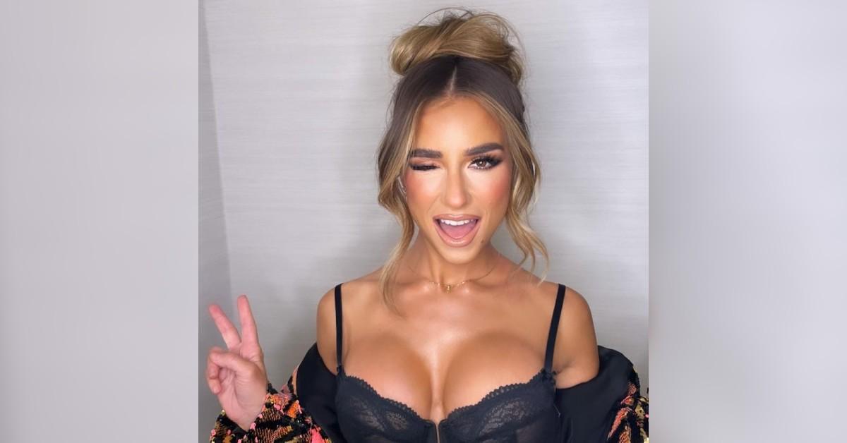 Jessie James Decker Seductively Eats Donuts While Promoting Kittenish