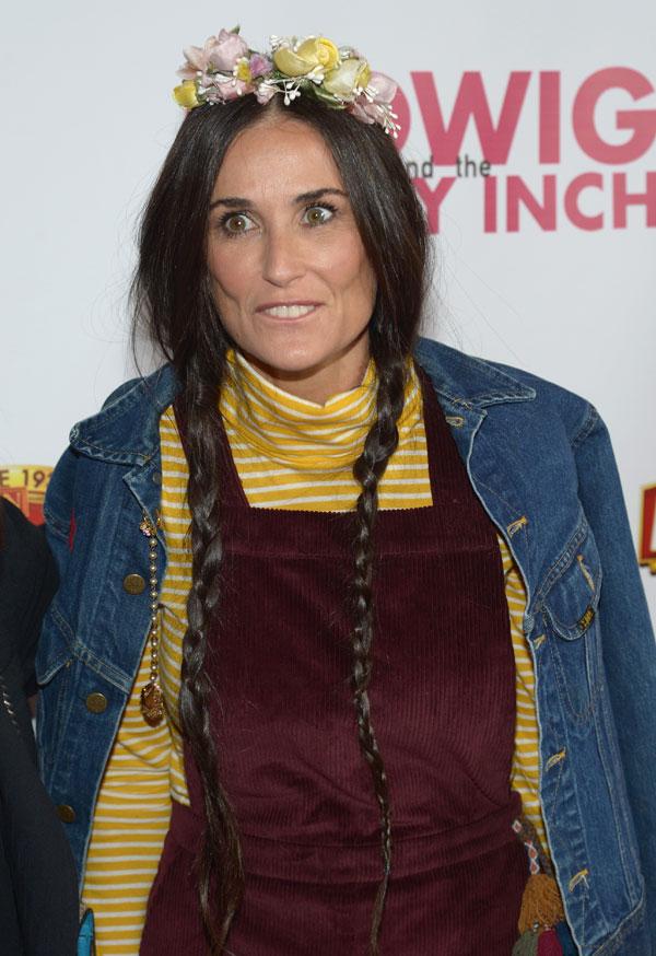 Demi moore ugly clothes hedwig opening night 03