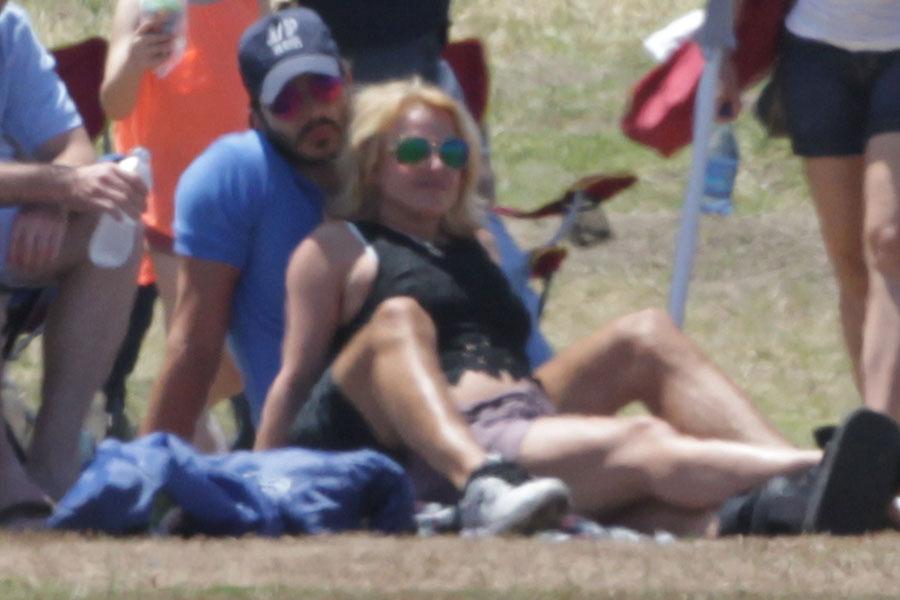 britney spears charlie ebersol jayden soccer game foot brace