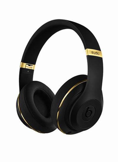 alexander-wang-beats-headphones