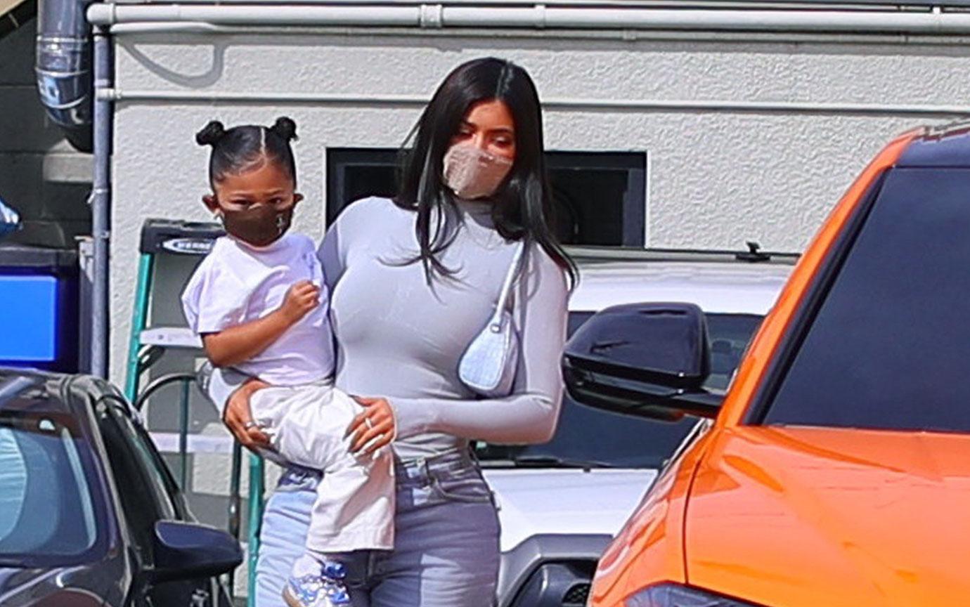 Kylie Jenner roasted for flaunting 5-year-old daughter Stormi's $40,000  Rolex - Capital XTRA