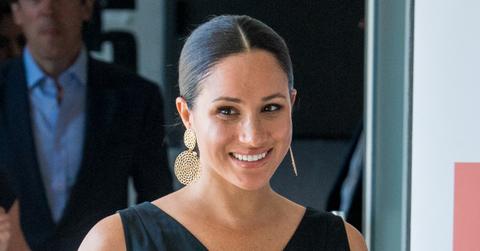 meghan markle isnt attending coronation knows booed