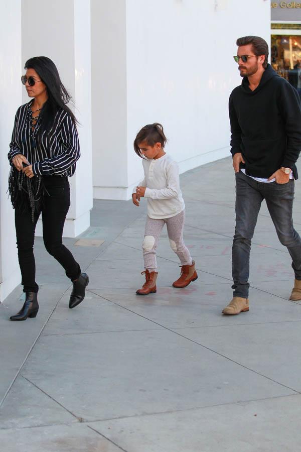 Kourtney Kardashian and Scott Disick get together for shopping with Mason