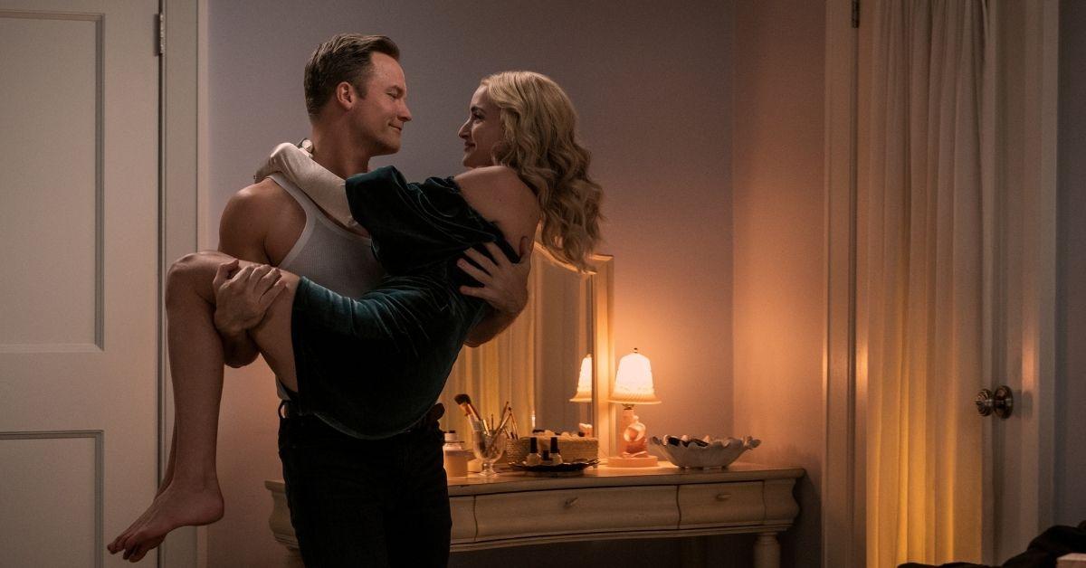 Photo of Scott Porter and Brianne Howey