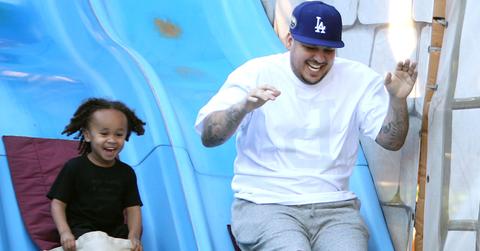 EXCLUSIVE: ***PREMIUM EXCLUSIVE RATES APPLY*** Rob Kardashian enjoys a day at Legoland with girlfriend Blac Chyna and rides a slide with her son King Cairo in LA