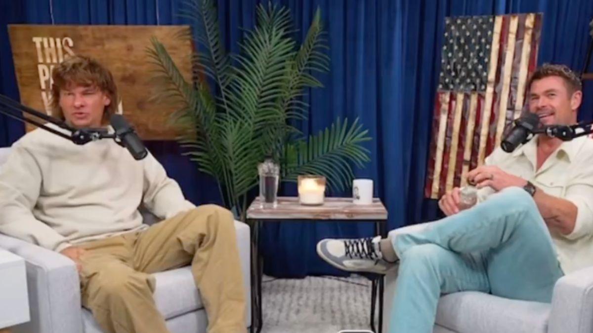 image of Theo von and Chris Hemsworth 