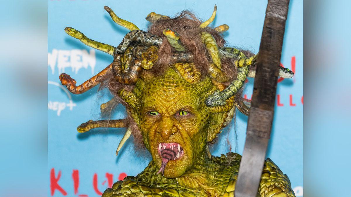 Image of Heidi Klum dressed as Medusa for Halloween in 2025.