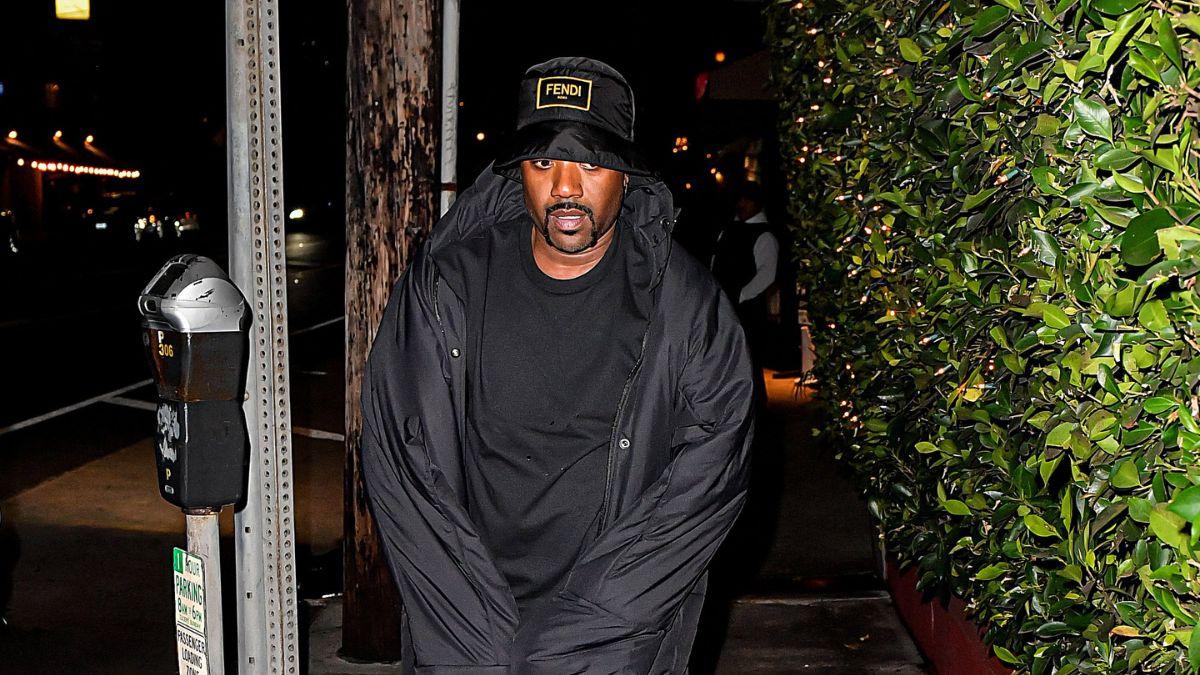 Image of Ray J checked himself into the hospital after being knocked out during an MMA matchup.